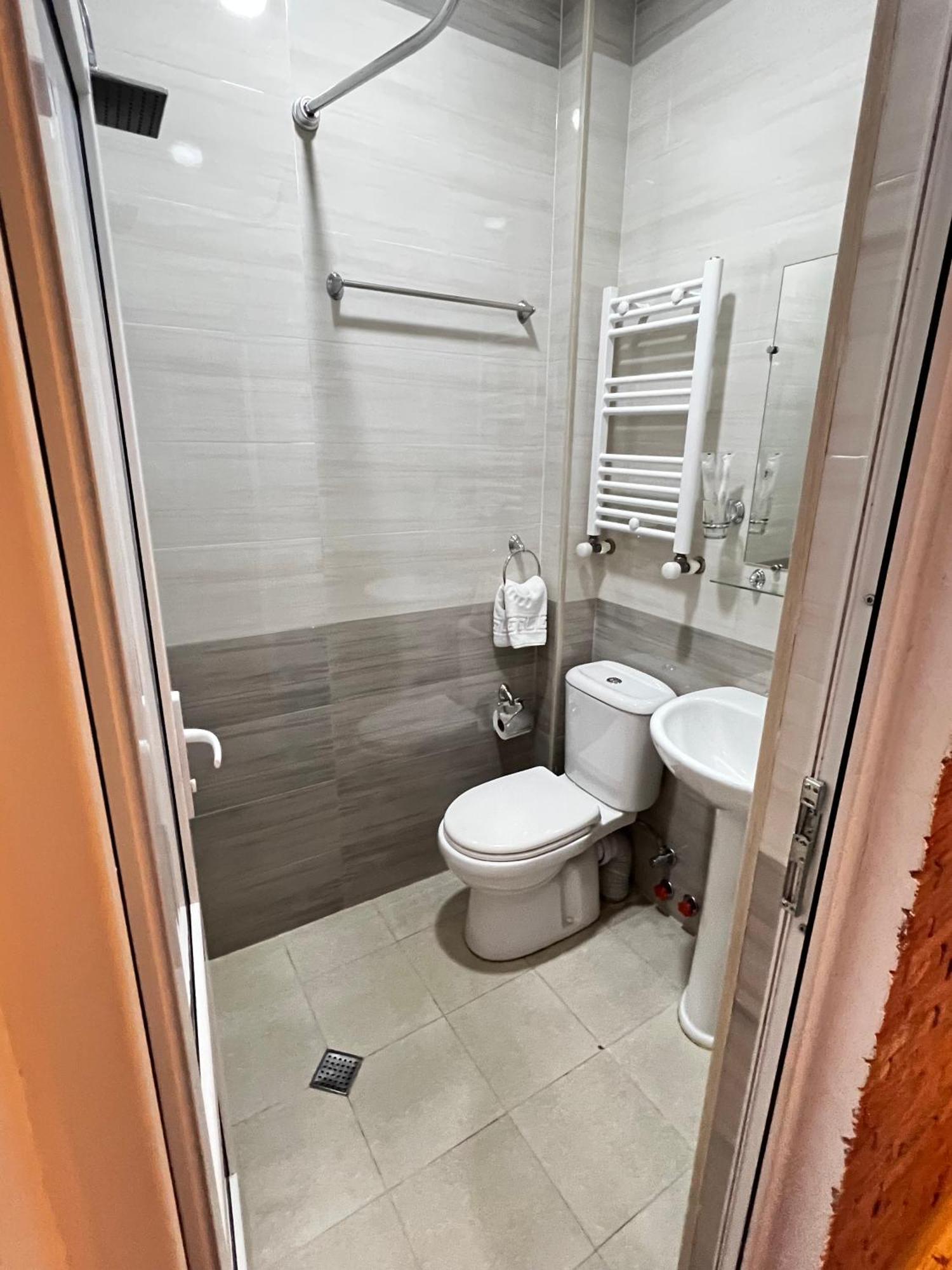 Marani Boutique Hotel Тбилиси Стая снимка