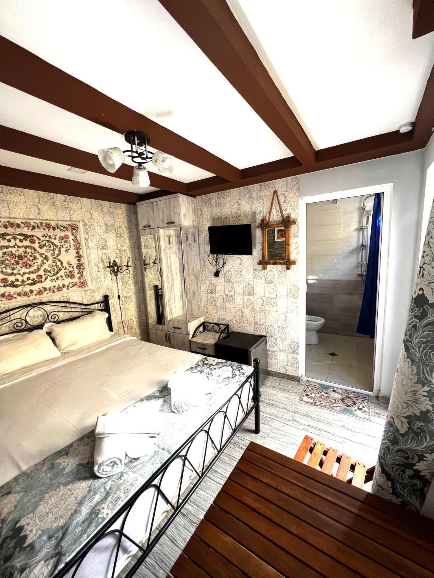 Marani Boutique Hotel Тбилиси Стая снимка